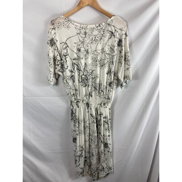 H&M Floral Cinch Waist V Neck Dress White Black Size small - Picture 5 of 5